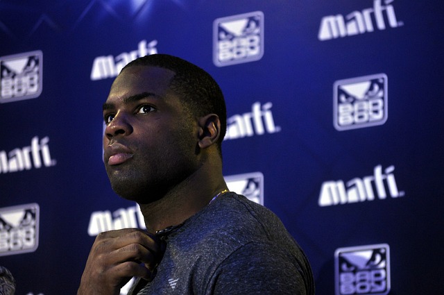 为何这些人 为何这些人