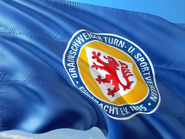 实至名归！GOAL评选21世纪意甲最伟大球员：布冯当选第一名.